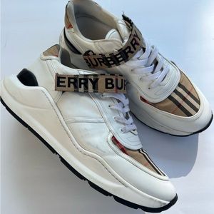 Burberry Ronnie Low Top Sneakers